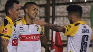 El delantero esteban paredes, quien fue anunciado este miércoles como refuerzo de coquimbo unido, entregó sus primeras palabras como jugador pirata. Coquimbo Unido Conto Con Doblete De Esteban Paredes En Aplastante Goleada A Santa Cruz Alairelibre Cl