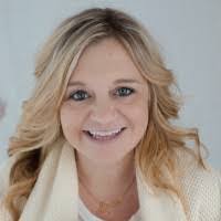 Amber Schroeder's Instagram, Twitter & Facebook