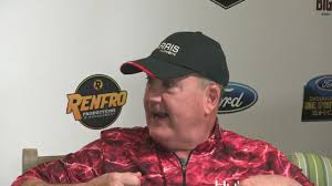 Dan Armitage runs wild