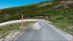 Maybe you would like to learn more about one of these? Arreglo De La Carretera Picon Blanco Espinosa De Los Monteros