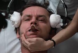 Üstün Öngel- Hayatları Ellerinden Alınanlar: Psikiyatrik Suistimalin  Bitmeyen Tarihi