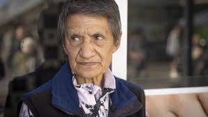 Countdown to shutdown prompts community gathering