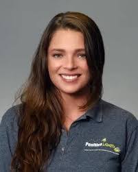 Amanda Thibault's Instagram, Twitter & Facebook