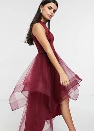 La collezione abiti da cerimonia rinascimento spazia, ad esempio, tra modelli classici come tubini rosa al ginocchio fascianti e adatti alle silhouette esili e tagli più vaporosi con gonna a balze e rouches che allargano i fianchi. Abiti Da Cerimonia Corti 2021 75 Vestiti Meravigliosi Beautydea