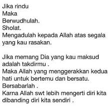 Pertama adalah contoh puisi pendek untuk ibu kumpulan apresiasi yang menarik karangan pembaca untuk ibu terhebat, dimana sosok seorang ibu tentunya memiliki peran yang sangat pentin dalam masa pertubuhan kita sehingga menjadi seperti saat ini. Makna Puisi Bait Pertama Makna Puisi Bait Kedua Puisi Cita Cita