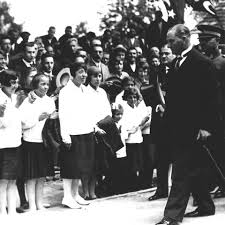 23 nisan atatürk sözleri vatandaşların yakından takip ettiği konulardan oluyor 23 nisan ülkemizde bu anlamı gün coşku ile kutlanacak. íŠ¸ìœ„í„°ì˜ Sivil Toplum Sektoru ë‹˜ Kucuk Hanimlar Kucuk Beyler Sizler Hepiniz Gelecegin Bir Gulu Yildizi Ve Ikbal Isigisiniz Memleketi Asil Isiga Bogacak Olan Sizsiniz Mustafa Kemal Ataturk 23 Nisan Ulusal Egemenlik Ve