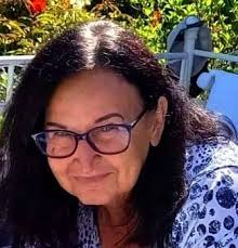 Hass im Netz: Bohrn Mena geht mit Klagen gegen Hasspostings und Drohungen  vor. Über 1.000 Täter wurden bereits ausgeforscht.