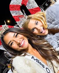 🎄 Kicking off the holiday season at the Annual Visalia Candy Cane Lane  Parade! 🎅✨ Thank you so much, @visitvisalia and @cityofvisalia for being  such wonderful hosts. Wishing everyone a very Merry