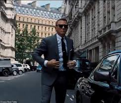 Despite apologies from the filmmakers and mgm over barbs about martin luther king and rosa parks, jesse jackson wants the offending lines cut. First Full Trailer For New Bond Film No Time To Die To Drop Wednesday Hot Lifestyle News