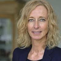 Annette Heinz's Instagram, Twitter & Facebook