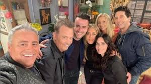 David schwimmer responded to the rumors that he and jennifer aniston are now dating in real life after admitting to having major crushes on each other during the friends reunion. Jennifer Aniston Courteney Cox Express Happiness As Friends Reunion Episode Scores 4 Emmy Nominations Hindustan Times
