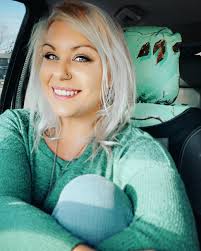 Faith Jarrett's Instagram, Twitter & Facebook