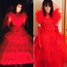 Diy beetlejuice miss argentina costume miss argentina. Pin On Cosplay