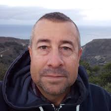 Qatar Airways: Crew handled dead body