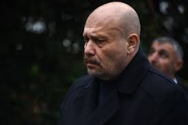 A.Rıza, Burak'a ne yapacak?