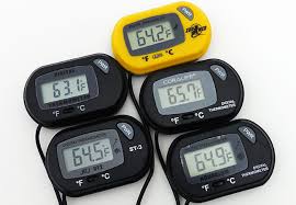 The longer you leave the dome closed, the more closely the dial thermometer will eventually reflect nearly the same temperature at the food's location. Most Accurate Aquarium Thermometers Best 2021 Products