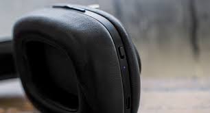 How do i turn up/down the volume on noche headphones? Why Do My Headphones Sound Bad Soundguys