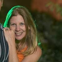 100+ ملفًا شخصيًا يحتوي على “Stern”