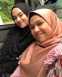 Beliau merupakan bekas juara hero remaja 1993/94 dan terkenal dengan watak sebagai inspektor harris dalam gerak khas. Video Sayang Sungguh Danisha Kat Kakak Dia Kasih Sayang Anak Anak Abby Abadi Buat Netizen Tersentuh Berita Steady