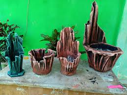 Pot bunga atau pot tanaman adalah sebuah kontainer dimana bunga atau tanaman lain ditanam dan dibesarkan. Min 7 Pessel Berlatih Buat Pot Bunga Dengan Kain Bekas Kementerian Agama Provinsi Sumatera Barat