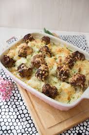 Low Carb Blumenkohl Gratin Mit Hackballchen Blumenkohl Gratin Rezepte Low Carb Blumenkohl