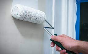 Boya homojen bir hale gelinceye kadar bir karıştırıcı alet ile karıştırın. Qjyub6at Gcnom