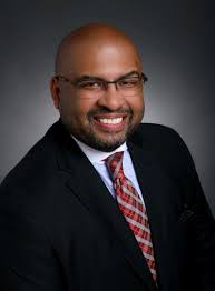 Robert Trippel's Instagram, Twitter & Facebook