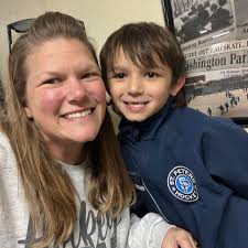 Are there volleyball teams for a 14-year-old beginner in St. Charles County?