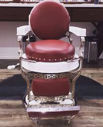 Double Round Koken Barber Chair On Burgundy Fine Upholstery Sold To My Noho Client Cadeira De Barbeiro Antiga Cadeira De Barbeiro Decoracao Barbearia