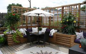 Outdoor corner bench dining table. When And How To Use A Corner Bench In Your Home