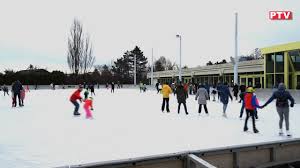 Geplant ist, dass der eislaufplatz im zuge des großen campusprojekts einen umbau erfahren wird. Eislaufplatz Ist Eroffnet Perchtoldsdorf Tvs Webseite