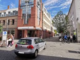 16 adressen zu bank in hanau mit telefonnummer, öffnungszeiten und bewertung gefunden. Hanau Warten Auf Die Fussgangerzone Noch Im Oktober Soll Die Langstrasse Weitgehend Autofrei Werden Hanau