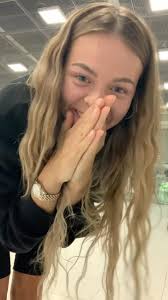 Gefühl wie im Paradies 🌴✨ Manchmal fühle ich mich wie im Paradies, weil  ich mein Leben genau so lebe, wie es mir gefällt. Ob es anderen gefällt  oder nicht, ist mir egal.