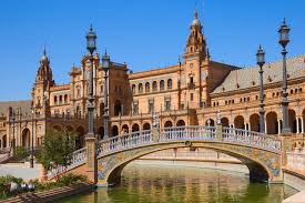 Cervantes ei seville provides spanish courses in seville for all levels & ages in classes of up to 8 students at a time. Kiertomatka Andalusia Autonvuokraus Andalusia Auto Europe