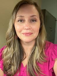 Jennifer Labs's Instagram, Twitter & Facebook