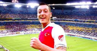 Italien gruppenspieltag 1 endlich ist es soweit der start der em 2020 in europa. Em 2024 Ozil Freut Sich Auf Erstes Spiel Fur Die Turkei Noktara De