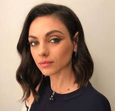 Since discovered by an acting agent, mila has given us numerous breakthroughs. Mila Kunis Vergleichen Sie Die Korpergrosse Das Korpergewicht Die Korpermasse Mit Anderen Beruhmtheiten Stellameus