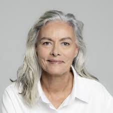 Patrice Newell's Instagram, Twitter & Facebook