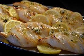 Calamars A La Plancha A L Ail Persil Citron L Eau A La Bouche Calamar A La Plancha Recettes De Cuisine Cuisine Poisson