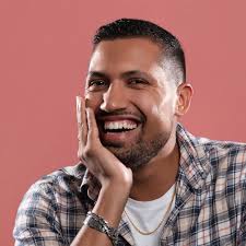 Just removed a past client who I thought was a friend from my wedding guest  list. She not only listed and bought with someone else, but she's been  sharing and promoting the