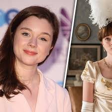 Claudia James's Instagram, Twitter & Facebook