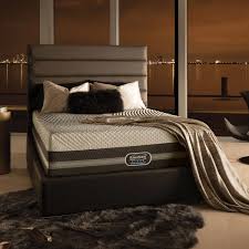 Only the finest materials are used to ensure your new mattress is as comfortable as it is durable. Beautyrest Blackice Nadia 14 Firm Memory Foam Mattress