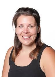 Stephanie Wallace's Instagram, Twitter & Facebook