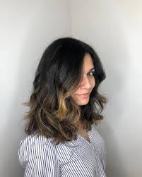 This 'do is perfect to compliment an. 29 Best Medium Length Hairstyles For Thick Hair In 2021