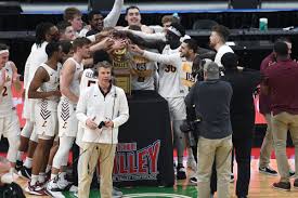 Welcome to the loyola university chicago men's basketball scholarship and program information page. Mtkpvyu7otsuam