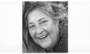 Robin Isham's Instagram, Twitter & Facebook