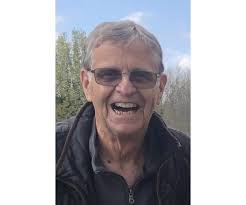 Tricia Devries's Instagram, Twitter & Facebook