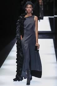 Giorgio Armani Fall Winter 2017 2018 Ready To Wear Fashion Beautiful Evening Dresses Edgy Fashion