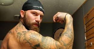 Chelsea houska has been slammed for not 'childproofing' the stairs of her home. Where Is Adam Lind From Teen Mom 2 Now He S Trying To Stay Out Of Trouble