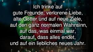 Vielleicht liegt ein besonders schönes jahr hinter dir, vielleicht aber auch ein jahr, das dich vor viele herausforderungen gestellt hat. Silvester Spruche 2020 21 Die 35 Besten Neujahrswunsche Fur Whatsapp Facebook Sms